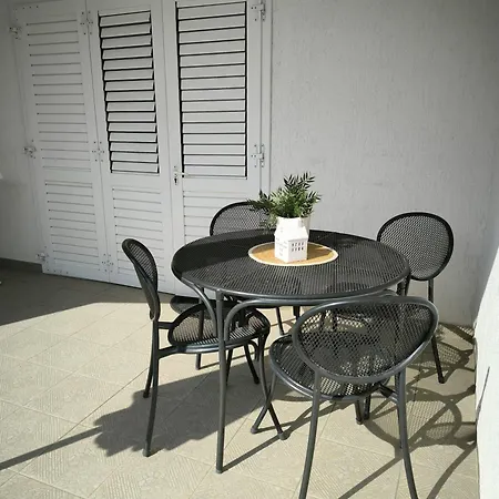 Suton Guest house *