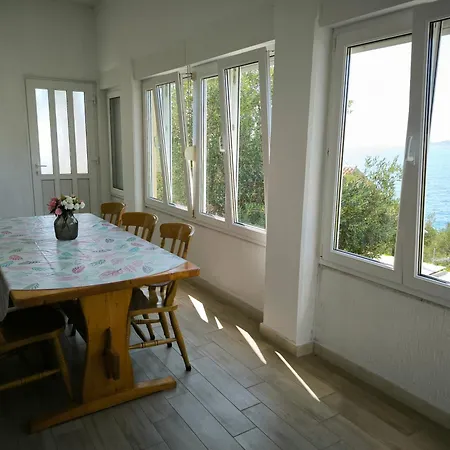Suton Guest house *