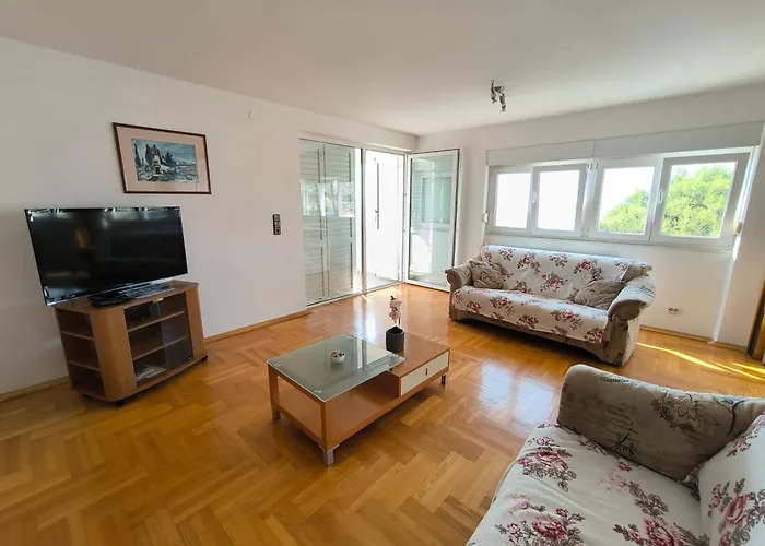 Casa de hóspedes Suton